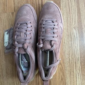 Lockhill suede mauve sneaker